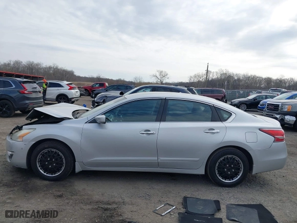 2015 Nissan Altima 2.5 with VIN 1N4AL3AP5FC298843, listed as a IAAI auction lot 41716192 with 72,041 mi miles. Bid and sale history available at carsss.com. Image 14.