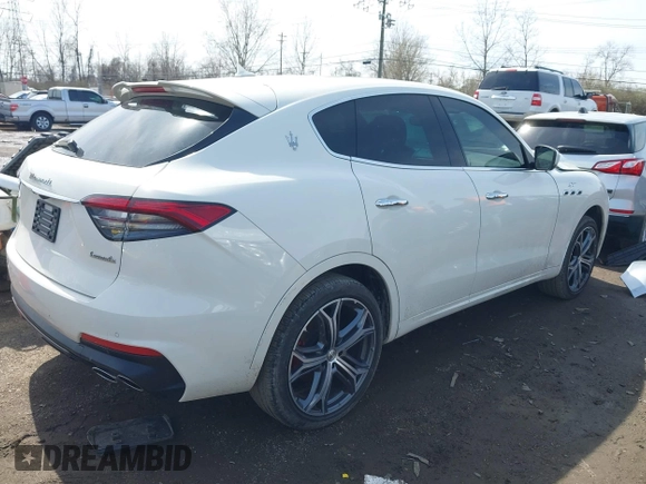 2022 Maserati Levante GT z VIN ZN661XUA5NX388097, wystawiony jako IAAI lot #41859084 z przebiegiem 31 252 mil mil oraz . Historia ofert i sprzedaży dostępna na DreamBid. Obrazek 4.