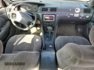 1998 Toyota Camry LE с VIN 4T1BG22K3WU313572, выставлен на аукционе Copart как лот 60435655 с пробегом 246 229 миль миль и Списание • Salvage title. История ставок и продаж доступна на DreamBid. Изображение 8.