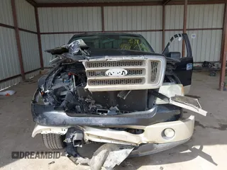 2008 Ford F-150 XLT with VIN 1FTPW12V28KC19876, listed as a IAAI auction lot 41877096 with 216,515 mi miles. Bid and sale history available at carsss.com. Image 12.