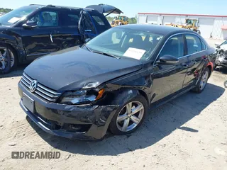 2012 Volkswagen Passat SE z VIN 1VWBP7A32CC089642, wystawiony jako IAAI lot #42056630 z przebiegiem 109 913 mil mil oraz . Historia ofert i sprzedaży dostępna na DreamBid. Obrazek 16.