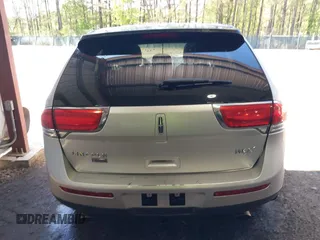 2012 Lincoln MKX with VIN 2LMDJ6JK8CBL03189, listed as a IAAI auction lot 42039099 with 202,689 mi miles. Bid and sale history available at carsss.com. Image 16.