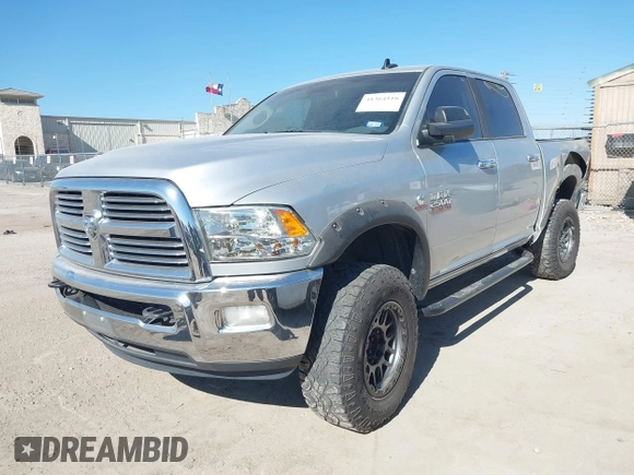 2015 Ram 2500 SLT with VIN 3C6UR5DL5FG664542, listed as a IAAI auction lot 41364516 with 161,984 mi miles. Bid and sale history available at carsss.com. Image 19.