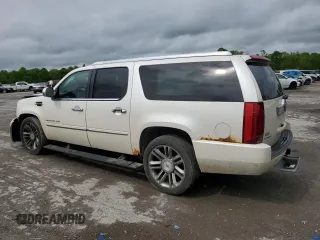 2011 Cadillac Escalade ESV Platinum Edition z VIN 1GYS4KEF5BR157831, wystawiony jako Copart lot #56680995 z przebiegiem 186 688 mil mil oraz Szkoda całkowita • Salvage title. Historia ofert i sprzedaży dostępna na DreamBid. Obrazek 2.