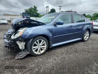 2013 Subaru Legacy Premium z VIN 4S3BMBG63D3023490, wystawiony jako Copart lot #62725845 z przebiegiem 157 724 mil mil oraz Szkoda całkowita • Salvage title. Historia ofert i sprzedaży dostępna na DreamBid. Obrazek 1.
