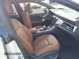 2023 Audi Q8 Premium Plus z VIN WA1EVBF14PD016072, wystawiony jako IAAI lot #41947316 z przebiegiem Nie podano mil oraz . Historia ofert i sprzedaży dostępna na DreamBid. Obrazek 5.