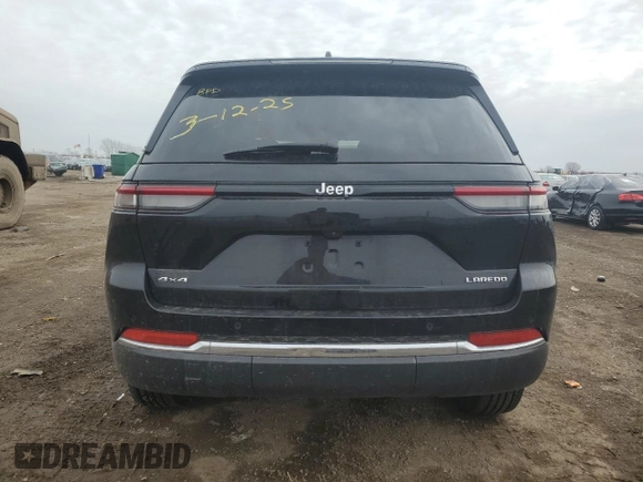 2023 Jeep Grand Cherokee Laredo z VIN 1C4RJHAG3PC625418, wystawiony jako Copart lot #49271395 z przebiegiem 12 874 mil mil oraz Szkoda całkowita • Salvage title. Historia ofert i sprzedaży dostępna na DreamBid. Obrazek 6.