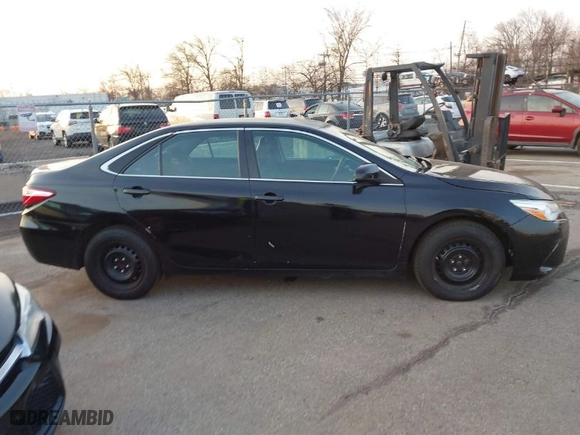 2015 Toyota Camry Hybrid LE with VIN 4T1BD1FK5FU171996, listed as a IAAI auction lot 41795901 with 245,091 mi miles. Bid and sale history available at carsss.com. Image 13.