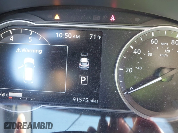 2019 Nissan Kicks S with VIN 3N1CP5CU4KL511255, listed as a IAAI auction lot 41841226 with 91,575 mi miles and . Bid and sale history available at carsss.com. Image 7.