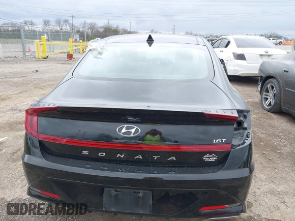 2021 Hyundai Sonata SEL Plus with VIN 5NPEJ4J21MH111126, listed as a IAAI auction lot 41833686 with 35,479 mi miles and . Bid and sale history available at DreamBid. Image 17.