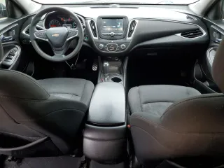 2016 Chevrolet Malibu LS z VIN 1G1ZB5ST0GF267970, wystawiony jako Copart lot #53616125 z przebiegiem 174 535 mil mil oraz Szkoda całkowita • Salvage title. Historia ofert i sprzedaży dostępna na DreamBid. Obrazek 8.