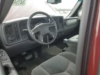2003 Chevrolet Silverado 1500 LS with VIN 1GCEK14V33Z126249, listed as a Copart auction lot 84754524 with 105,267 mi miles and Salvage Title. Bid and sale history available at DreamBid. Image 8.