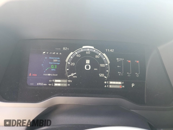 2024 Toyota Tundra Limited with VIN 5TFWA5DBXRX213770, listed as a Copart auction lot 60361365 with 6,902 mi miles and Salvage title. Bid and sale history available at DreamBid. Image 9.