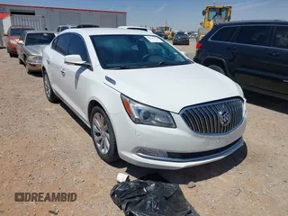 2016 Buick LaCrosse Leather with VIN 1G4GB5G31GF172921, listed as a IAAI auction lot 42101415 with 84,398 mi miles. Bid and sale history available at carsss.com. Image 1.