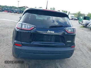 2019 Jeep Cherokee Latitude Plus z VIN 1C4PJLLB5KD316077, wystawiony jako IAAI lot #42723693 z przebiegiem 103 758 mil mil oraz . Historia ofert i sprzedaży dostępna na DreamBid. Obrazek 17.
