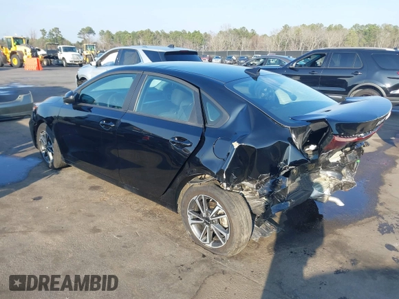2024 Kia Forte LXS with VIN 3KPF24ADXRE824413, listed as a IAAI auction lot 41514406 with 7,069 mi miles. Bid and sale history available at carsss.com. Image 3.