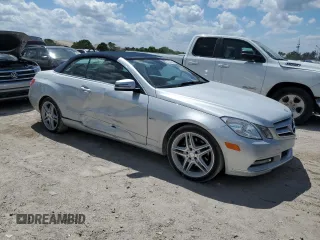 2012 Mercedes-Benz E 350 with VIN WDDKK5KF9CF161293, listed as a Copart auction lot 50948185 with 68,528 mi miles and Salvage Title. Bid and sale history available at DreamBid. Image 4.