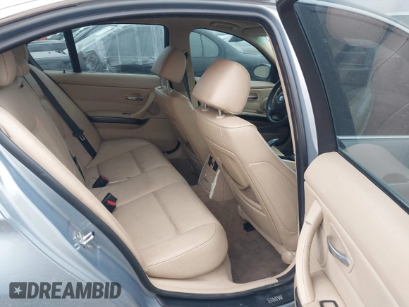2006 BMW 3 Series 330i с VIN WBAVB33536AZ86729, выставлен на аукционе IAAI как лот 42129225 с пробегом 196 391 миль миль и . История ставок и продаж доступна на DreamBid. Изображение 8.
