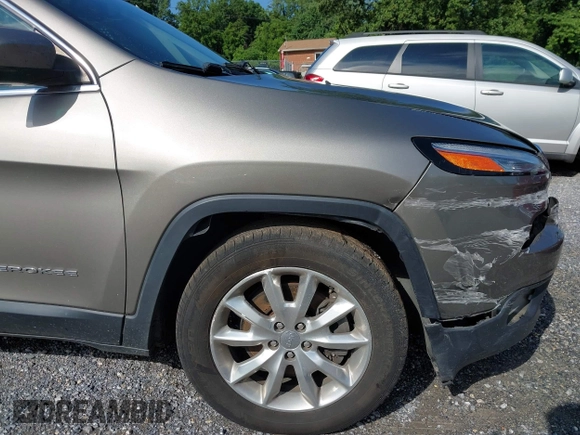 2017 Jeep Cherokee Limited with VIN 1C4PJMDS2HW571349, listed as a IAAI auction lot 42648368 with 151,029 mi miles and . Bid and sale history available at DreamBid. Image 18.