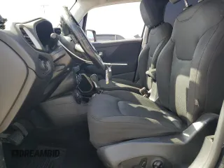 2017 Jeep Renegade Latitude с VIN ZACCJABB8HPF20239, выставлен на аукционе Copart как лот 61830135 с пробегом 307 586 миль миль и Списание • Salvage title. История ставок и продаж доступна на DreamBid. Изображение 7.