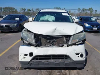 2016 Nissan Pathfinder Platinum with VIN 5N1AR2MM2GC643957, listed as a IAAI auction lot 41650970 with 165,177 mi miles. Bid and sale history available at carsss.com. Image 12.