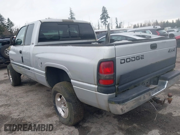 2001 Dodge 1500 with VIN 3B7HF13Z81M511052, listed as a IAAI auction lot 41746322 with Not Provided miles and . Bid and sale history available at DreamBid. Image 3.