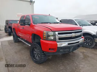 2009 Chevrolet Silverado 1500 LT with VIN 3GCEC23J29G238146, listed as a IAAI auction lot 42036540 with 279,830 mi miles. Bid and sale history available at carsss.com. Image 1.