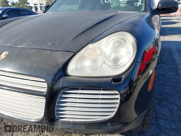 2006 Porsche Cayenne Turbo with VIN WP1AC29P46LA91061, listed as a IAAI auction lot 41302590 with 159,035 mi miles. Bid and sale history available at carsss.com. Image 6.