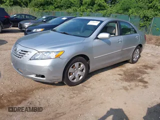 2007 Toyota Camry CE z VIN 4T1BE46K97U522294, wystawiony jako IAAI lot #42484284 z przebiegiem 150 683 mil mil oraz . Historia ofert i sprzedaży dostępna na DreamBid. Obrazek 2.