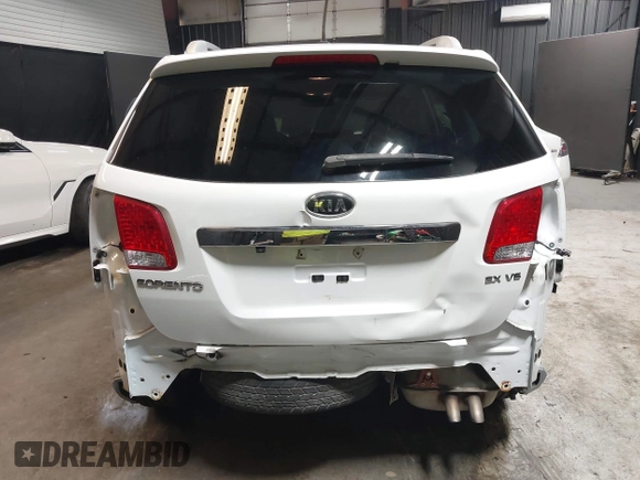 2013 Kia Sorento EX with VIN 5XYKUDA24DG321236, listed as a IAAI auction lot 41971501 with 88,673 mi miles. Bid and sale history available at carsss.com. Image 6.