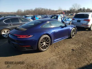 2021 Porsche 911 Carrera with VIN WP0AA2A99MS205658, listed as a Copart auction lot 81368694 with 32,347 mi miles and Salvage Title. Bid and sale history available at carsss.com. Image 3.