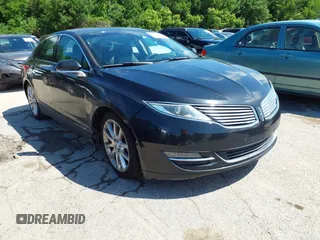 2014 Lincoln MKZ z VIN 3LN6L2GK5ER814930, wystawiony jako IAAI lot #42229803 z przebiegiem 198 486 mil mil oraz . Historia ofert i sprzedaży dostępna na DreamBid. Obrazek 1.