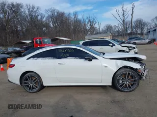 2019 Mercedes-Benz E-Class AMG E 53 with VIN WDD1J6BB9KF083601, listed as a IAAI auction lot 41618366 with 44,960 mi miles. Bid and sale history available at carsss.com. Image 13.