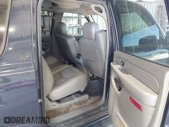 2005 Chevrolet Suburban LT with VIN 1GNFK16Z35J123686, listed as a IAAI auction lot 42659321 with 175,466 mi miles and . Bid and sale history available at DreamBid. Image 8.