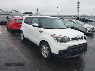 2019 Kia Soul z VIN KNDJN2A20K7919007, wystawiony jako IAAI lot #41553886 z przebiegiem Nie podano mil oraz . Historia ofert i sprzedaży dostępna na DreamBid. Obrazek 1.
