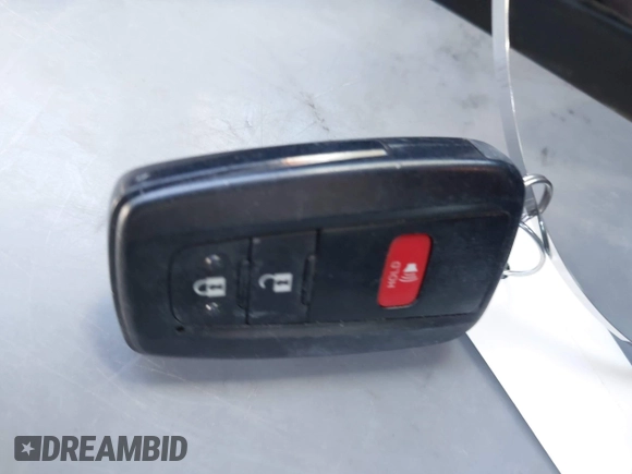 2020 Toyota Prius L Eco z VIN JTDKARFUXL3114644, wystawiony jako IAAI lot #42075713 z przebiegiem 78 853 mil mil oraz . Historia ofert i sprzedaży dostępna na DreamBid. Obrazek 11.