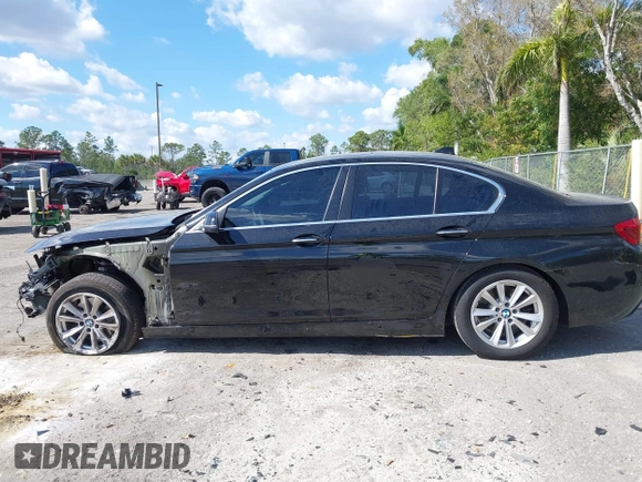 2016 BMW 5 Series 528i z VIN WBA5A5C5XGD528376, wystawiony jako IAAI lot #41541841 z przebiegiem 91 865 mil mil oraz . Historia ofert i sprzedaży dostępna na DreamBid. Obrazek 15.