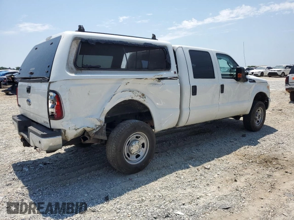2013 Ford F-250 XL with VIN 1FT7W2B62DEB41705, listed as a Copart auction lot 62207935 with 397,956 mi miles and Salvage title. Bid and sale history available at DreamBid. Image 3.