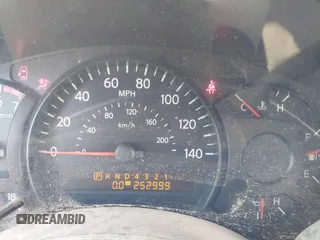 2004 Nissan Titan LE with VIN 1N6AA07AX4N550974, listed as a IAAI auction lot 41540911 with 252,999 mi miles and . Bid and sale history available at DreamBid. Image 7.