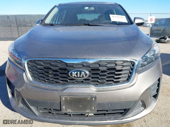 2019 Kia Sorento LX V6 with VIN 5XYPG4A57KG491529, listed as a IAAI auction lot 41420316 with NaN miles. Bid and sale history available at carsss.com. Image 12.