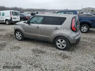 2019 Kia Soul with VIN KNDJN2A29K7015463, listed as a Copart auction lot 43951115 with 38,750 mi miles and Salvage Title. Bid and sale history available at carsss.com. Image 2.