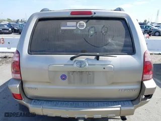 2005 Toyota 4Runner SR5 with VIN JTEZU14R950057617, listed as a IAAI auction lot 41698829 with 297,247 mi miles. Bid and sale history available at carsss.com. Image 16.