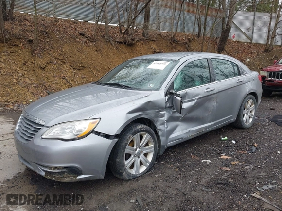 2014 Chrysler 200 Touring with VIN 1C3CCBBB1EN165049, listed as a IAAI auction lot 42005572 with 117,673 mi miles and . Bid and sale history available at carsss.com. Image 18.