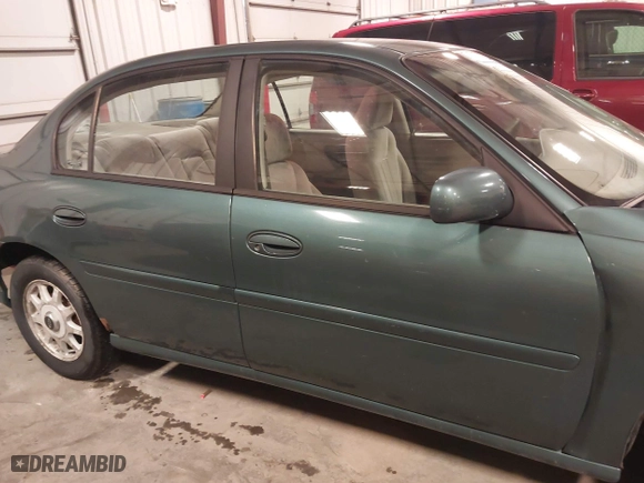 1998 Chevrolet Malibu LS with VIN 1G1NE52M6W6104642, listed as a IAAI auction lot 41636923 with 116,944 mi miles. Bid and sale history available at carsss.com. Image 14.