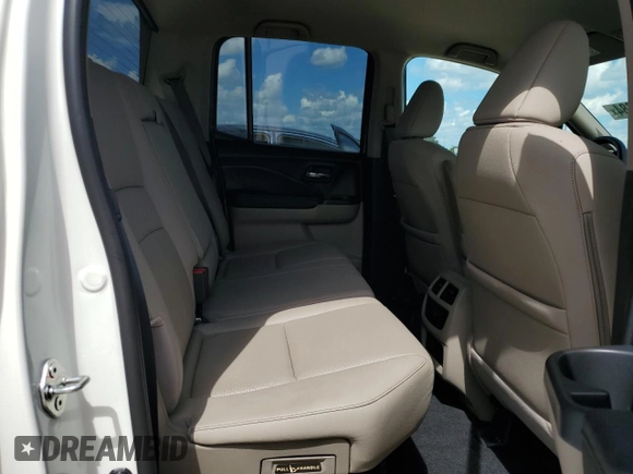 2018 Honda Ridgeline RTL-T z VIN 5FPYK3F68JB007783, wystawiony jako Copart lot #73716684 z przebiegiem Nie podano mil oraz Nie do naprawy. Historia ofert i sprzedaży dostępna na DreamBid. Obrazek 10.
