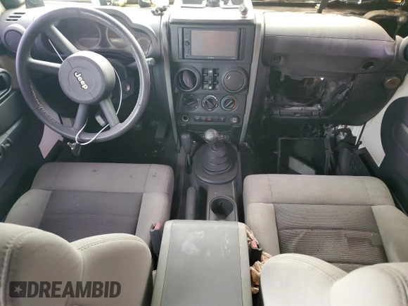 2010 Jeep Wrangler Unlimited Rubicon z VIN 1J4HA6H13AL202972, wystawiony jako Copart lot #46494505 z przebiegiem Nie podano mil oraz Szkoda całkowita • Salvage title. Historia ofert i sprzedaży dostępna na DreamBid. Obrazek 8.