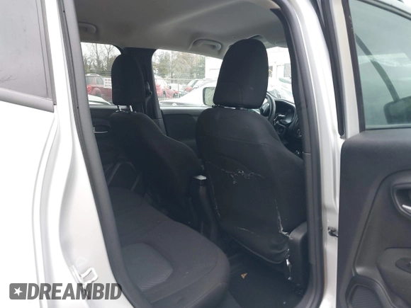 2020 Jeep Renegade Jeepster with VIN ZACNJBAB8LPL52205, listed as a IAAI auction lot 41477675 with 66,731 mi miles and . Bid and sale history available at carsss.com. Image 8.