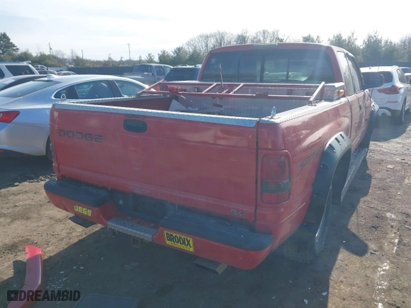 1998 Dodge Ram 1500 with VIN 3B7HC12Y2WM280819, listed as a IAAI auction lot 41525706 with 148,313 mi miles. Bid and sale history available at carsss.com. Image 4.