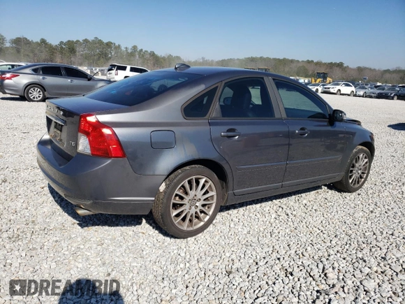 2011 Volvo S40 с VIN YV1672MS3B2538884, выставлен на аукционе Copart как лот 43956635 с пробегом 201 814 миль миль и Списание • Salvage title. История ставок и продаж доступна на DreamBid. Изображение 3.