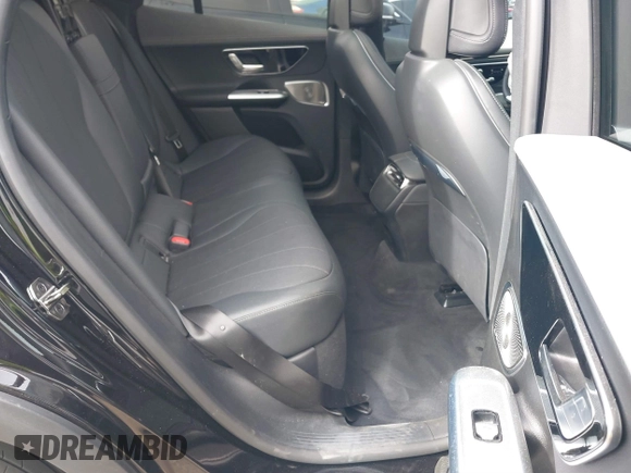 2024 Mercedes-Benz EQE 350+ z VIN 4JGGM2BB7RA054735, wystawiony jako IAAI lot #40903255 z przebiegiem Nie podano mil oraz . Historia ofert i sprzedaży dostępna na DreamBid. Obrazek 8.